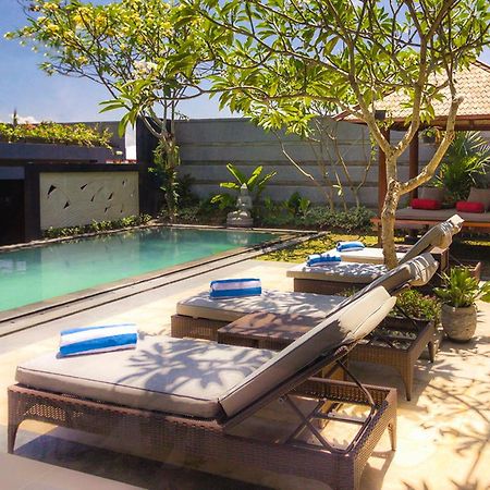 Villa Cascade Seminyak  Ngoại thất bức ảnh