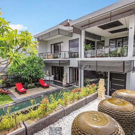 Villa Cascade Seminyak  Ngoại thất bức ảnh