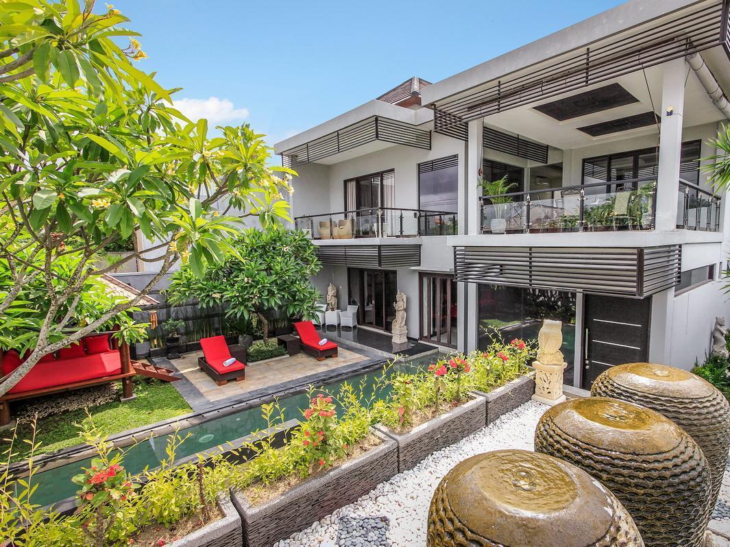 Villa Cascade Seminyak  Ngoại thất bức ảnh