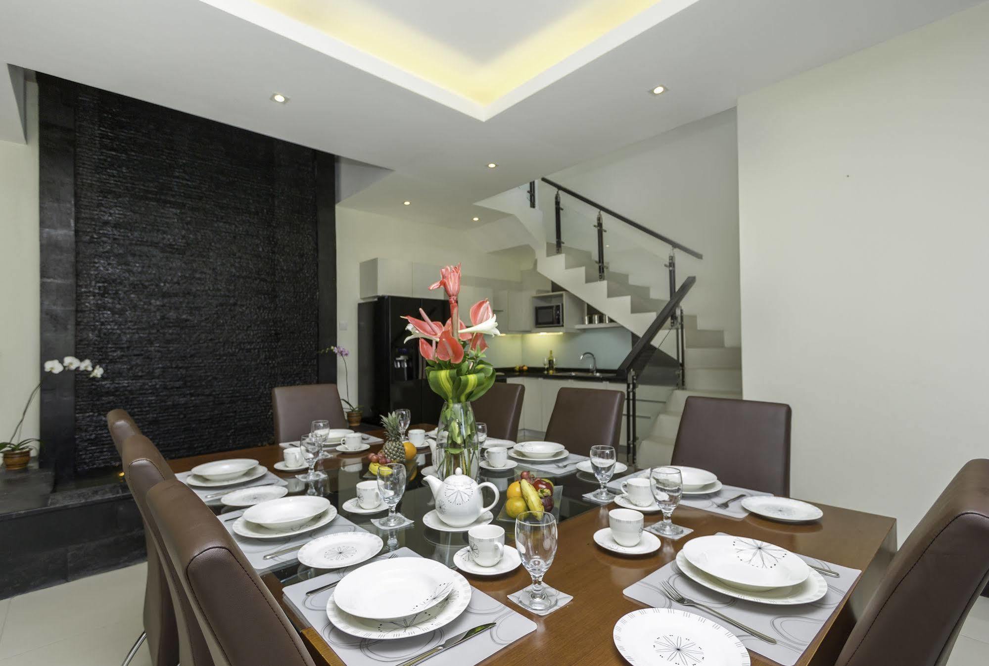 Villa Cascade Seminyak  Ngoại thất bức ảnh