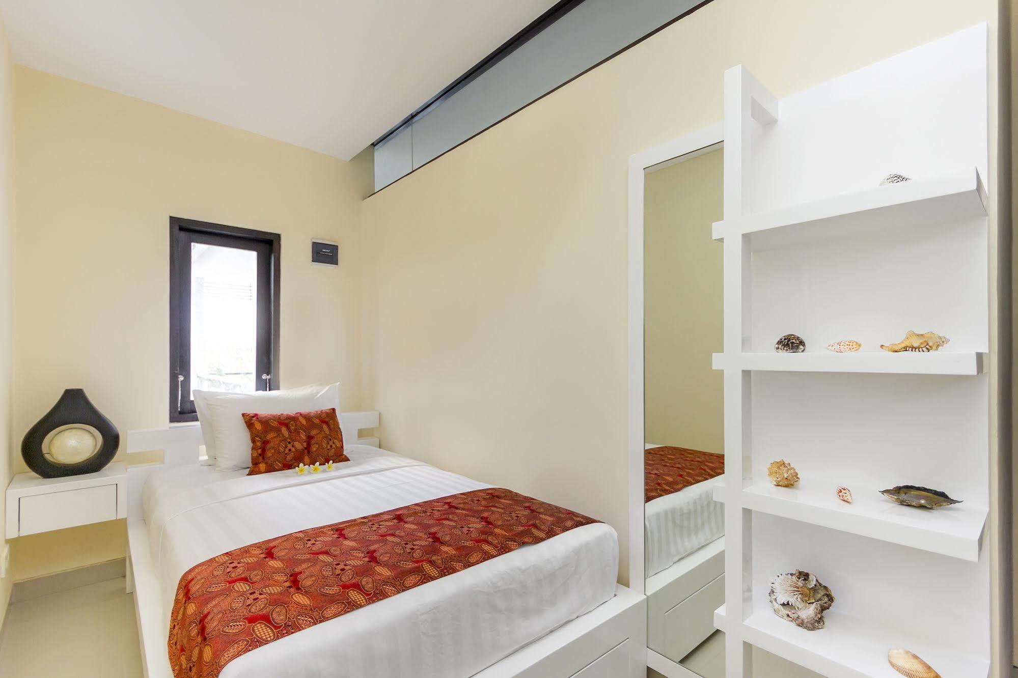 Villa Cascade Seminyak  Ngoại thất bức ảnh