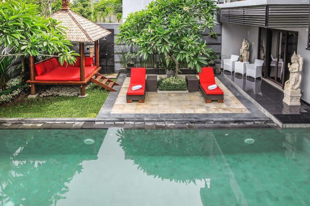 Villa Cascade Seminyak  Ngoại thất bức ảnh